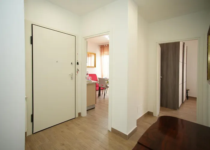 450 Mt Dal Mare E Posto Auto - Relax Per Sei Albenga