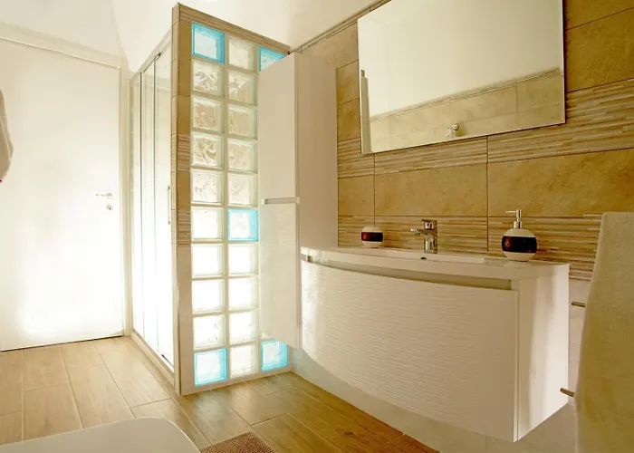 450 Mt Dal Mare E Posto Auto - Relax Per Sei * 알벤가