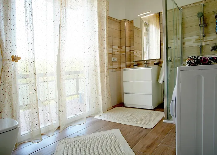 450 Mt Dal Mare E Posto Auto - Relax Per Sei